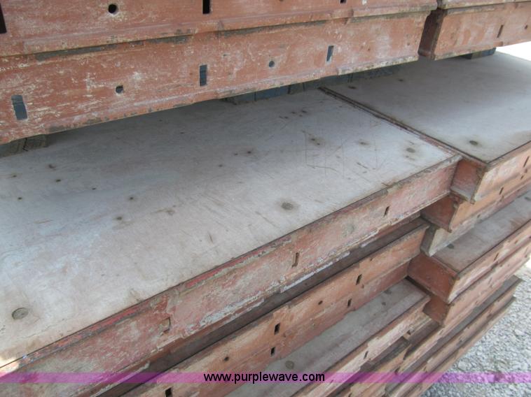 image for item G9500 (60) Symons 5' x 24" concrete forms