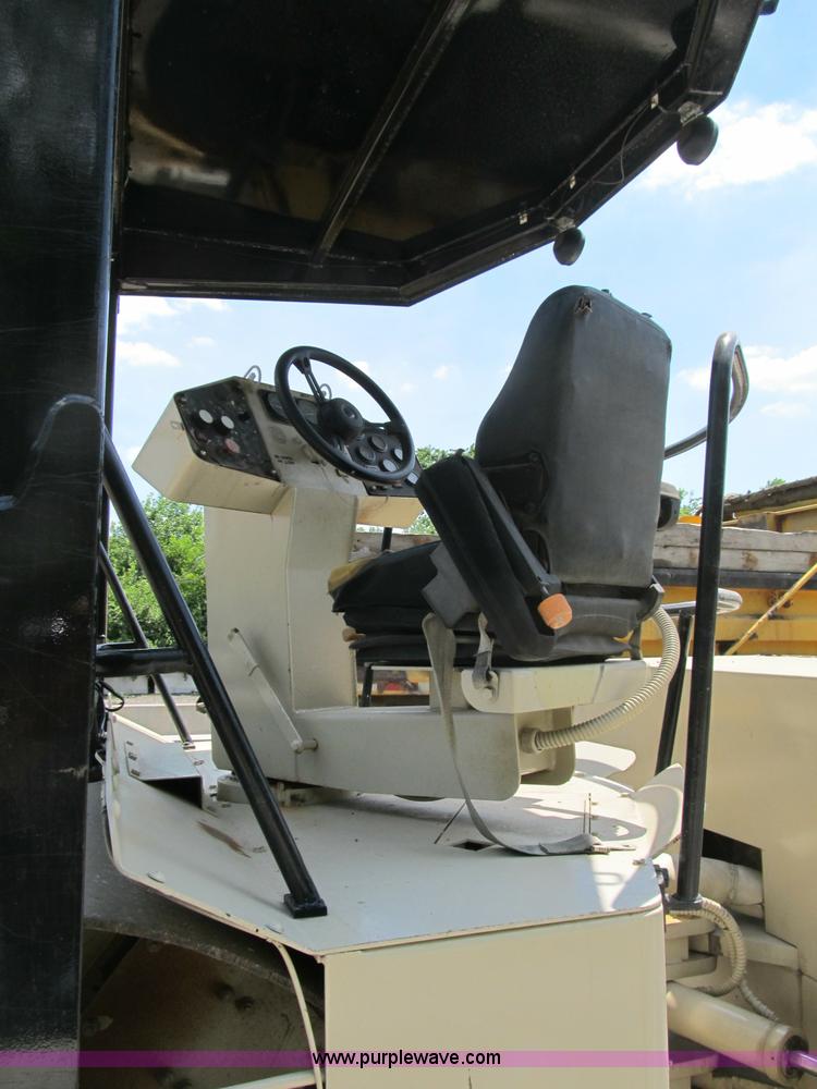 image for item K9277 2000 Ingersoll Rand DD130 articulating vibratory roller