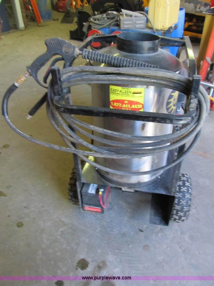 image for item K9298 Easy Kleen Magnum Gold 4000 hot water pressure washer