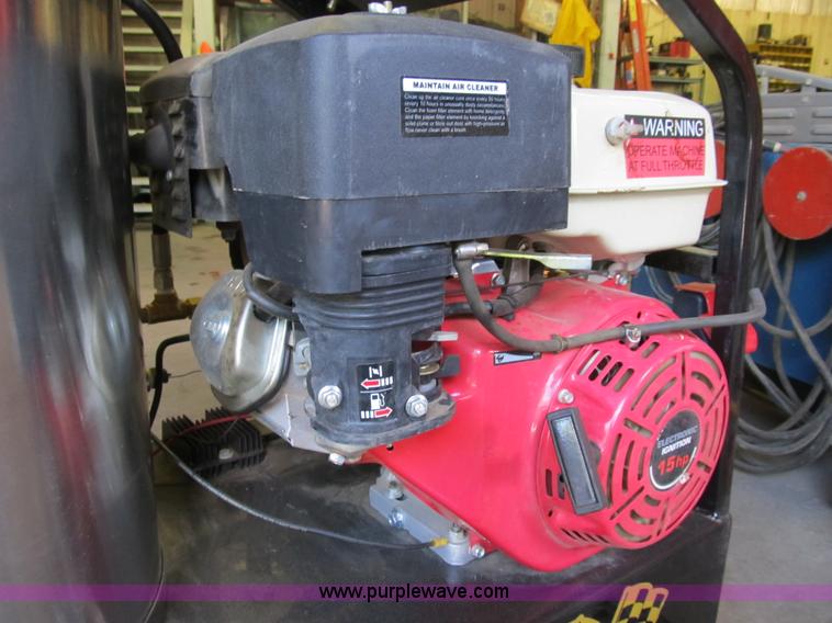 image for item K9298 Easy Kleen Magnum Gold 4000 hot water pressure washer