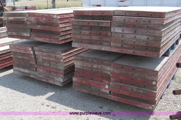 image for item K9500 (75) Symons 8' x 24" concrete forms