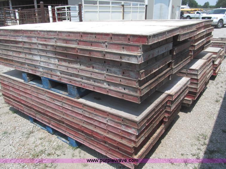 image for item K9500 (75) Symons 8' x 24" concrete forms