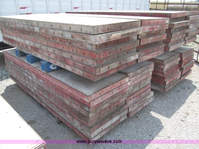 image for item K9500 (75) Symons 8' x 24" concrete forms