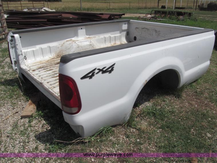 image for item K9506 8' pickup truck bed