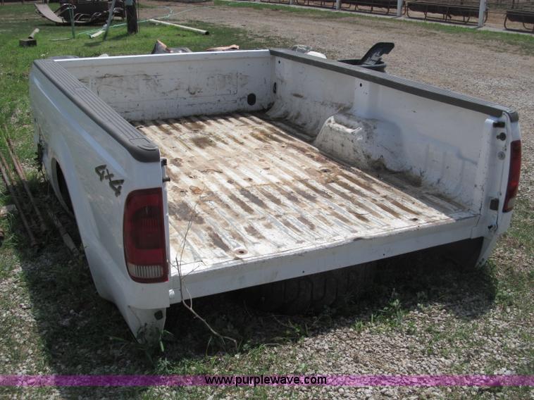 image for item K9506 8' pickup truck bed