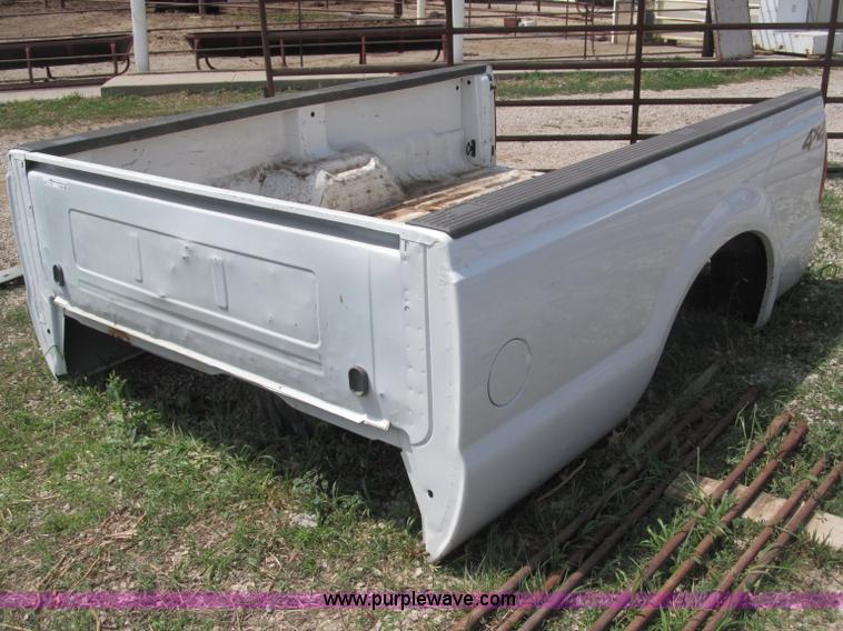 image for item K9506 8' pickup truck bed