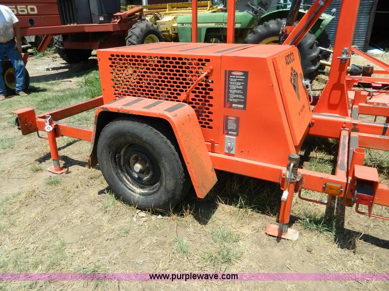 image for item T9986 (2) 1995 Addco PTS-2000 portable traffic signals