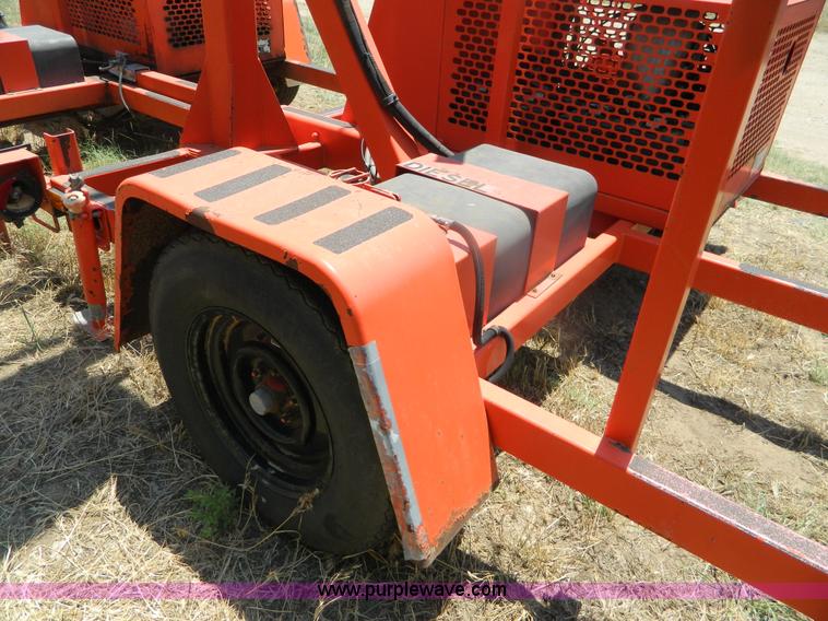 image for item T9986 (2) 1995 Addco PTS-2000 portable traffic signals