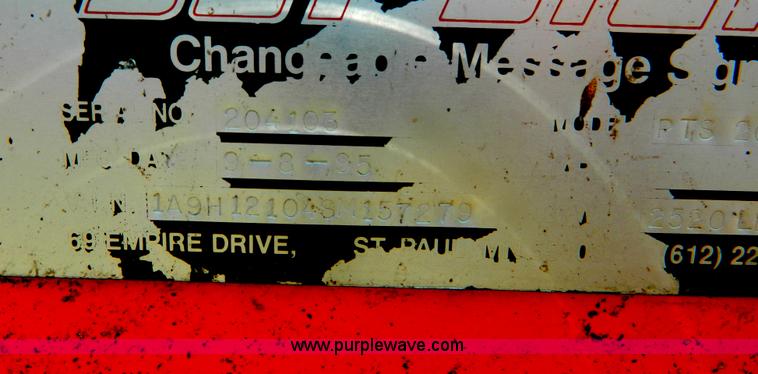 image for item T9986 (2) 1995 Addco PTS-2000 portable traffic signals