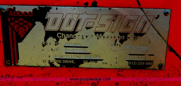 image for item T9986 (2) 1995 Addco PTS-2000 portable traffic signals