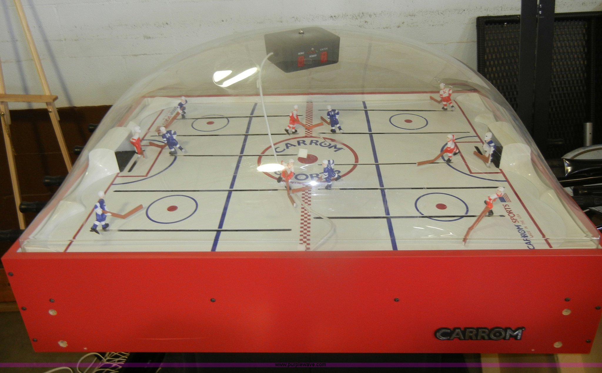 Assorted entertainment in Fort Riley, KS Item N9983 sold Purple Wave