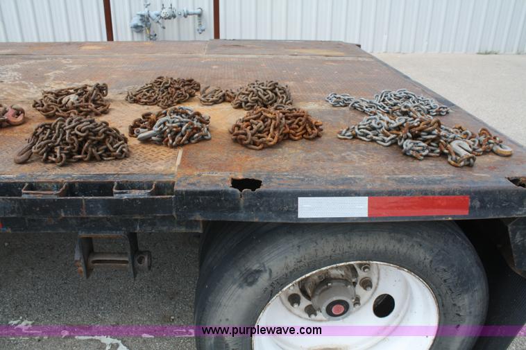 image for item B6820 1996 Fontaine drop deck trailer