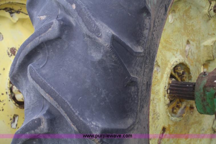 image for item B6826 1952 John Deere Model A tractor