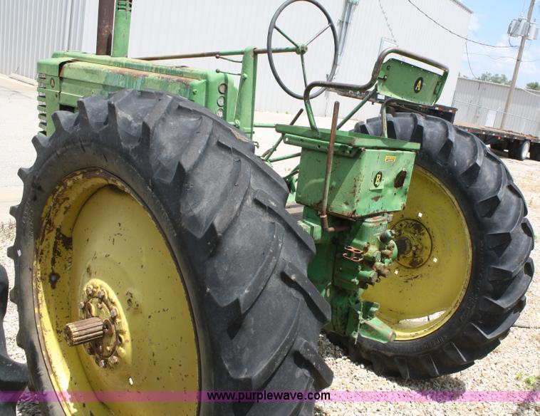 image for item B6828 1949 John Deere Model A tractor
