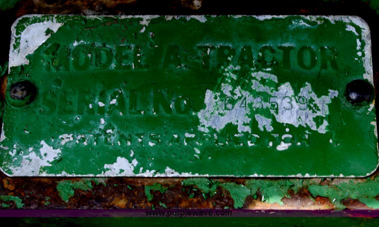 image for item B6828 1949 John Deere Model A tractor