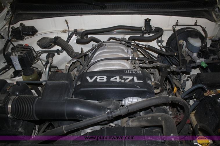 image for item B6830 2002 Toyota Tundra SR5 Access Cab pickup truck