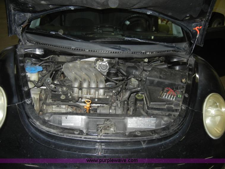 image for item D4043 1998 Volkswagen Beetle Non-repairable certificate, parts only