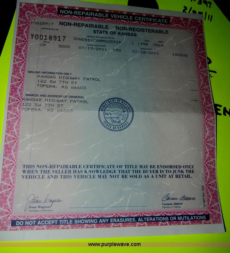 image for item D4043 1998 Volkswagen Beetle Non-repairable certificate, parts only