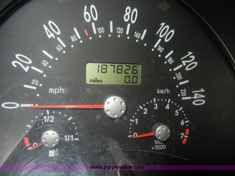 image for item D4043 1998 Volkswagen Beetle Non-repairable certificate, parts only