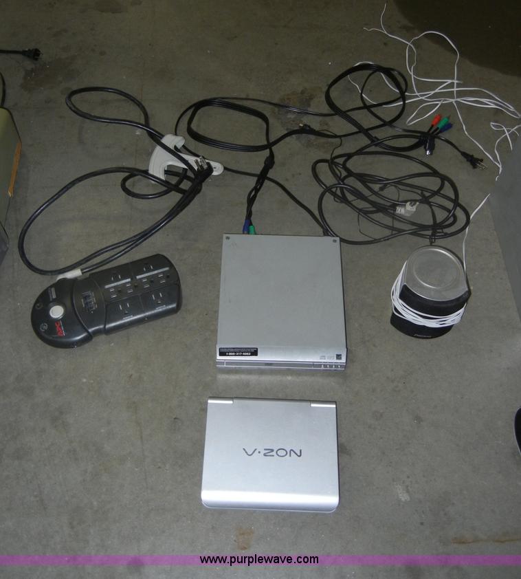 image for item K9143 Assorted electronics