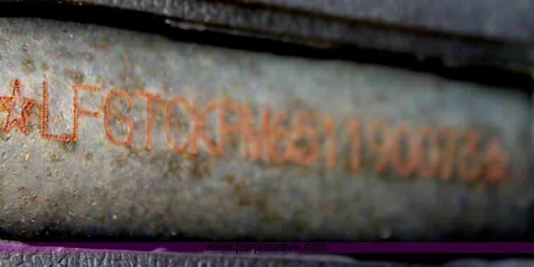 image for item D5141 2005 Viva moped