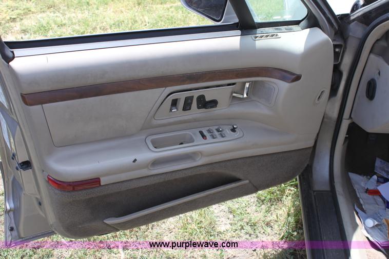 image for item D5418 1997 Oldsmobile Eighty Eight LS