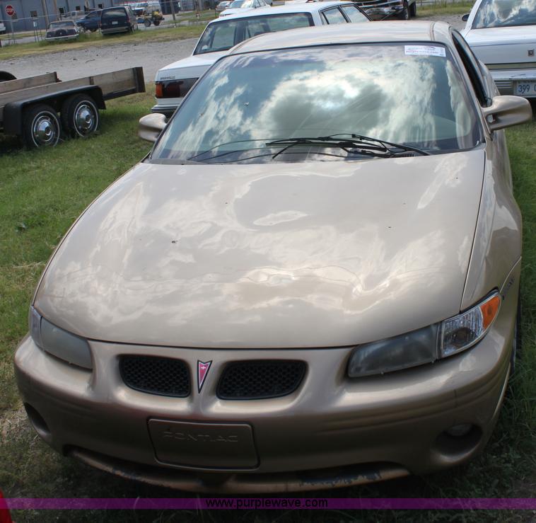 image for item D5419 1998 Pontiac Grand Prix GT