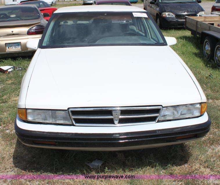 image for item D5421 1990 Pontiac Bonneville LE