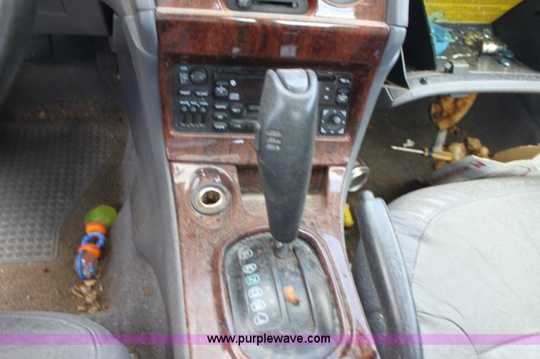 image for item D5422 1997 Chrysler Sebring LXi