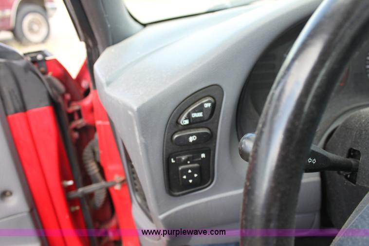 image for item D5422 1997 Chrysler Sebring LXi