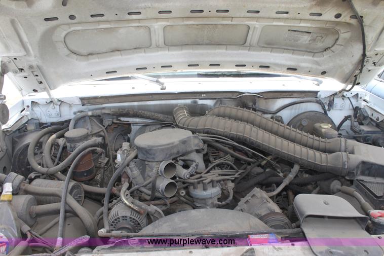 image for item D5423 1993 Ford F150 XLT pickup truck