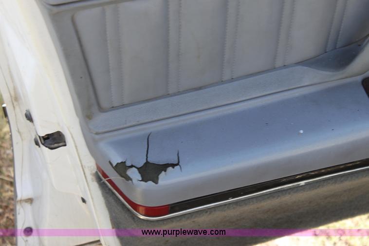 image for item D5424 1991 Oldsmobile 98 Regency Elite