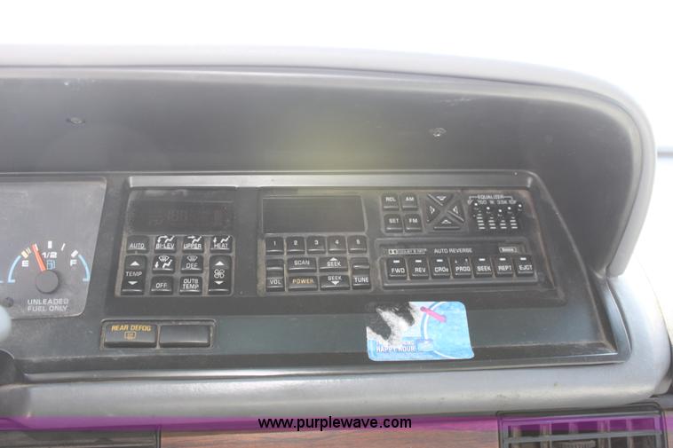 image for item D5424 1991 Oldsmobile 98 Regency Elite