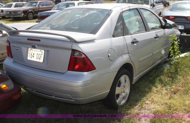 image for item D5425 2007 Ford Focus SES