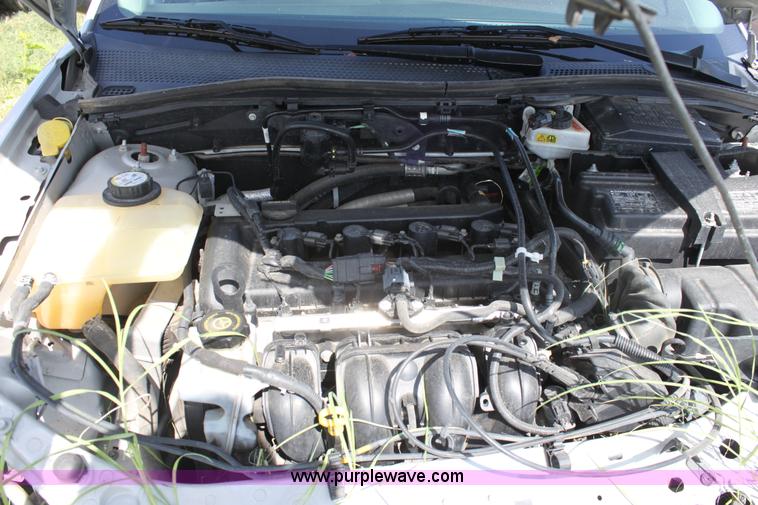 image for item D5425 2007 Ford Focus SES