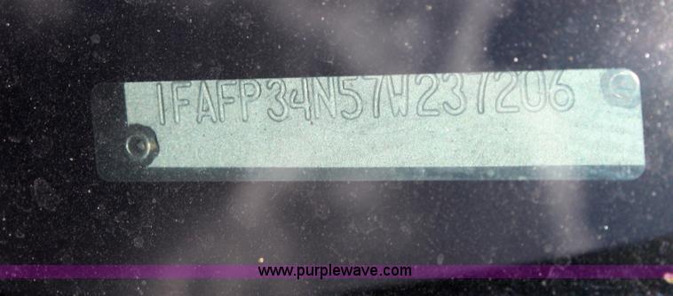 image for item D5425 2007 Ford Focus SES