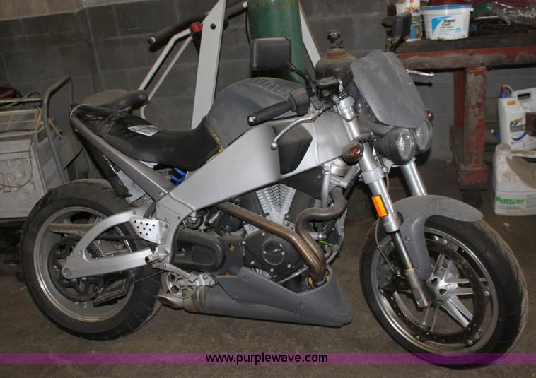 image for item D5426 2003 Buell Lightning XB9S motorcycle