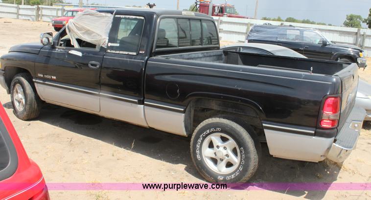 image for item D5432 1996 Dodge Ram 1500 Laramie SLT pickup truck