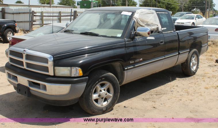 image for item D5432 1996 Dodge Ram 1500 Laramie SLT pickup truck
