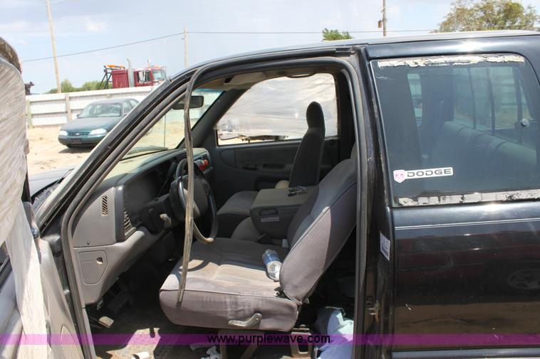 image for item D5432 1996 Dodge Ram 1500 Laramie SLT pickup truck