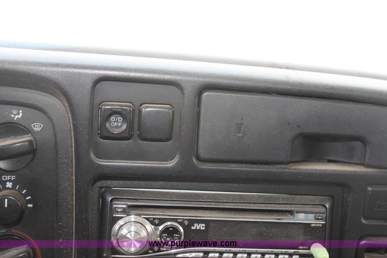 image for item D5432 1996 Dodge Ram 1500 Laramie SLT pickup truck