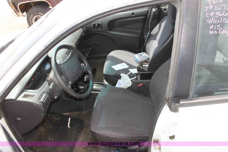 image for item D5433 1997 Dodge Neon