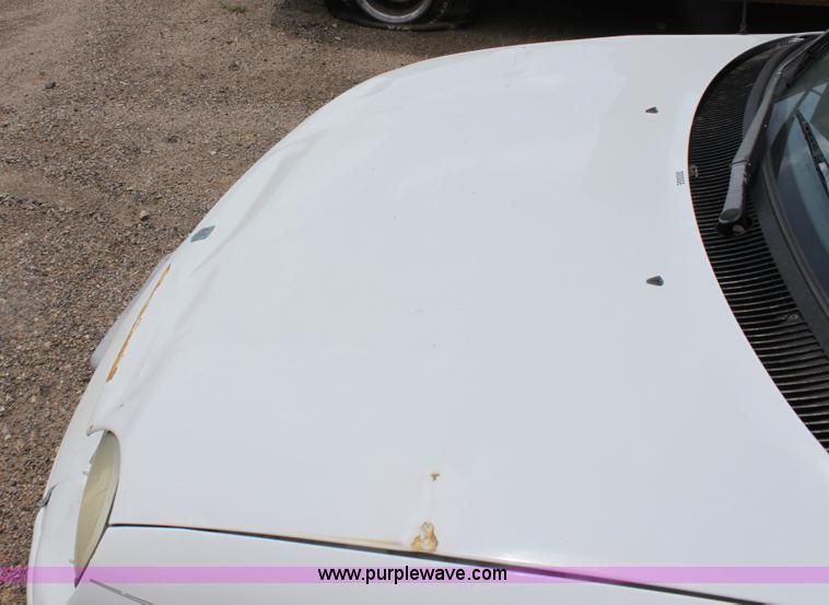 image for item D5433 1997 Dodge Neon