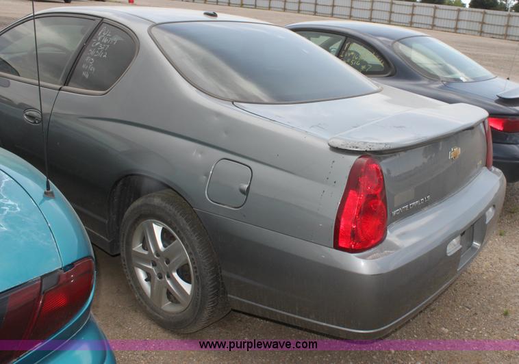 image for item D5434 2007 Chevrolet Monte Carlo LS