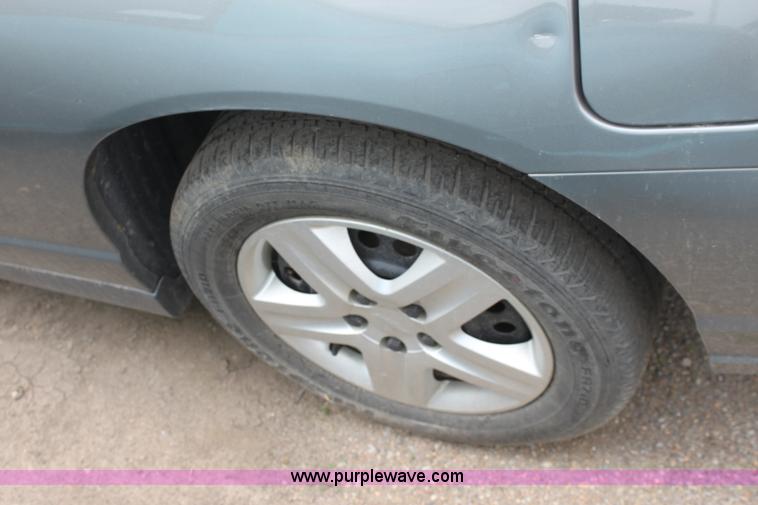 image for item D5434 2007 Chevrolet Monte Carlo LS