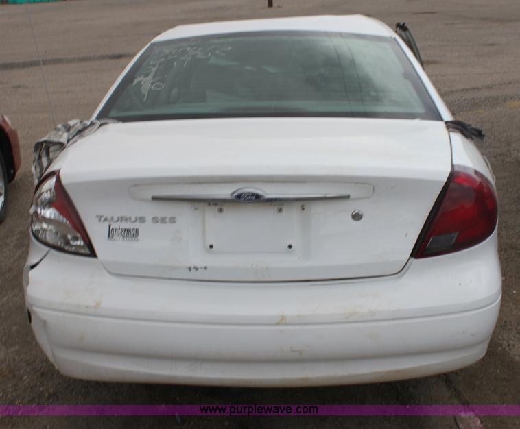 image for item D5435 2002 Ford Taurus SES