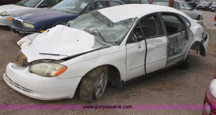 image for item D5435 2002 Ford Taurus SES