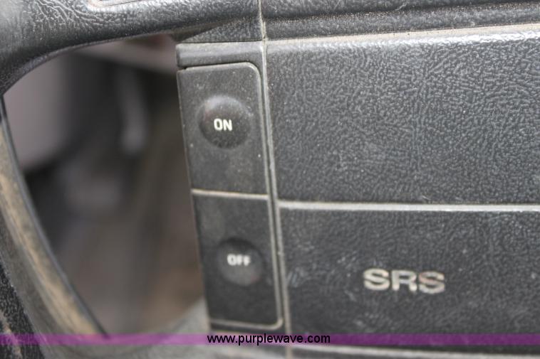 image for item D5436 1996 Ford F150 XL pickup truck