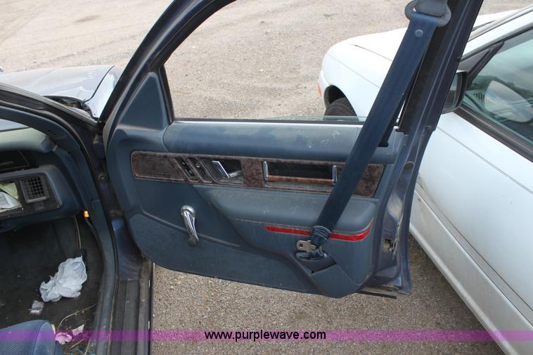 image for item D5438 1993 Buick Regal Custom