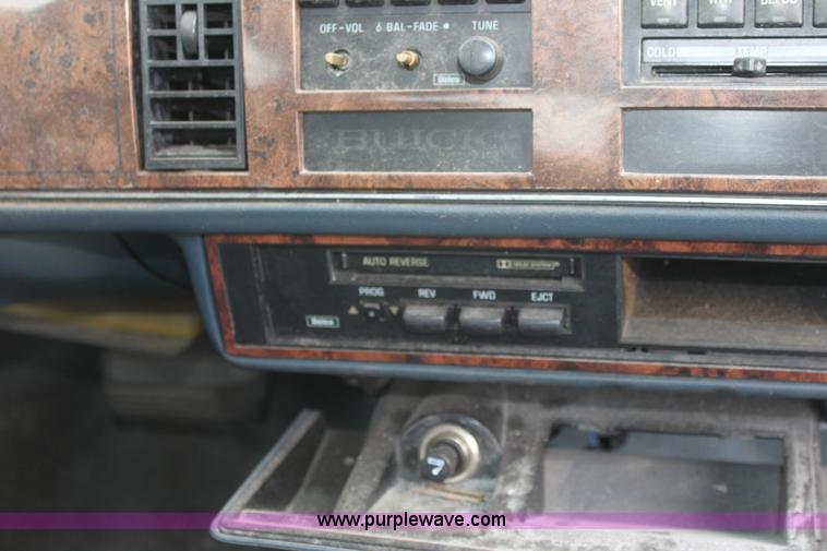 image for item D5438 1993 Buick Regal Custom